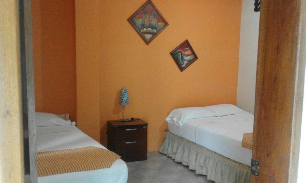 Casa De Huespedes Casita Belga Hotell Guayaquil Eksteriør bilde
